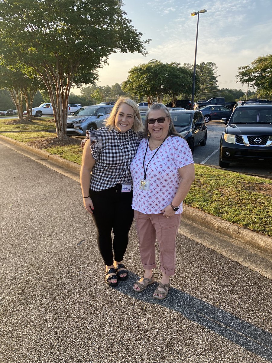 DentlerRCE's tweet photo. How can you not have the #bestfirstdayever when this is how it starts?! Welcome back, @RCE_HCS Racers! 🏁 https://t.co/yk2ZEWanre