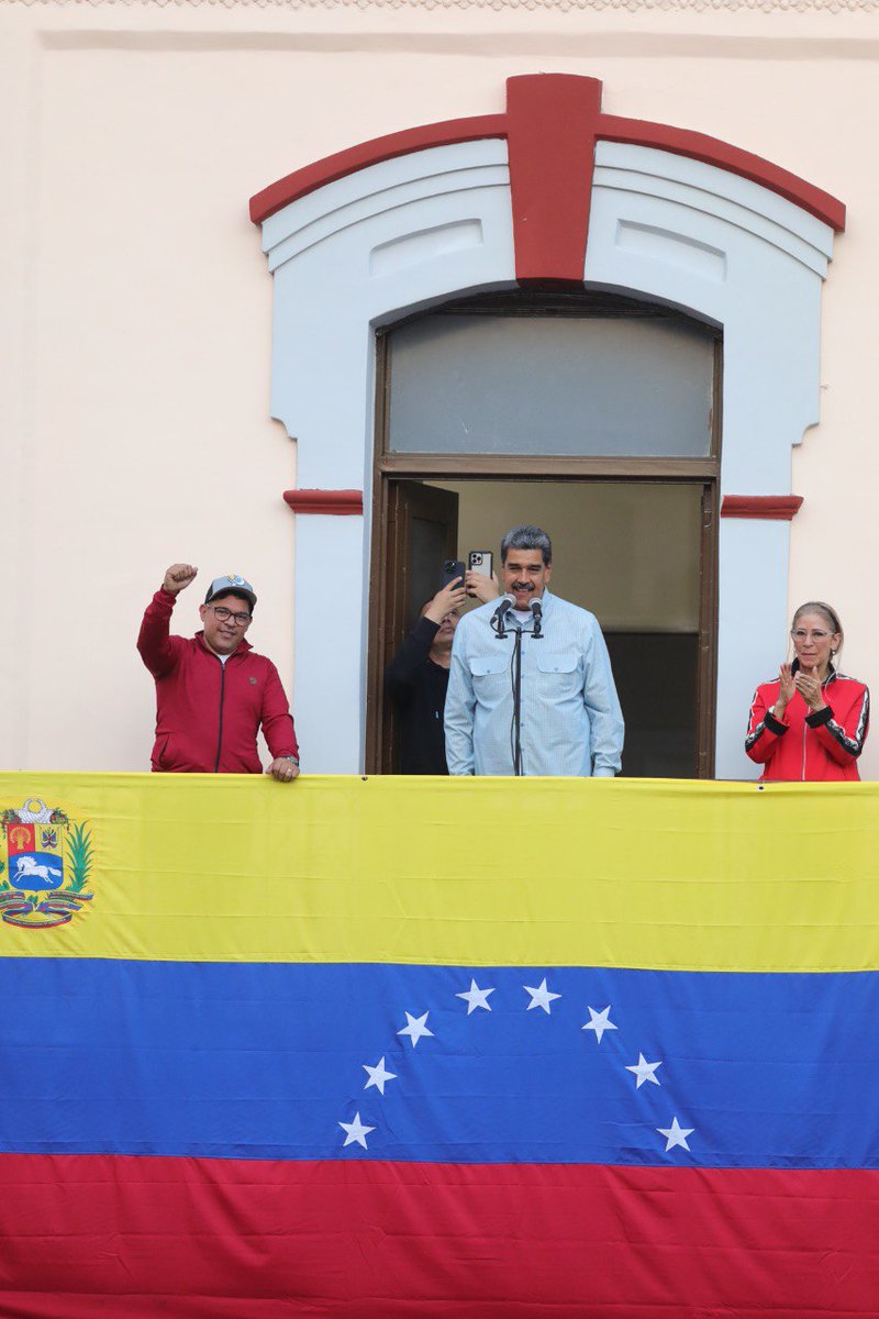 Prensa Presidencial tweet media