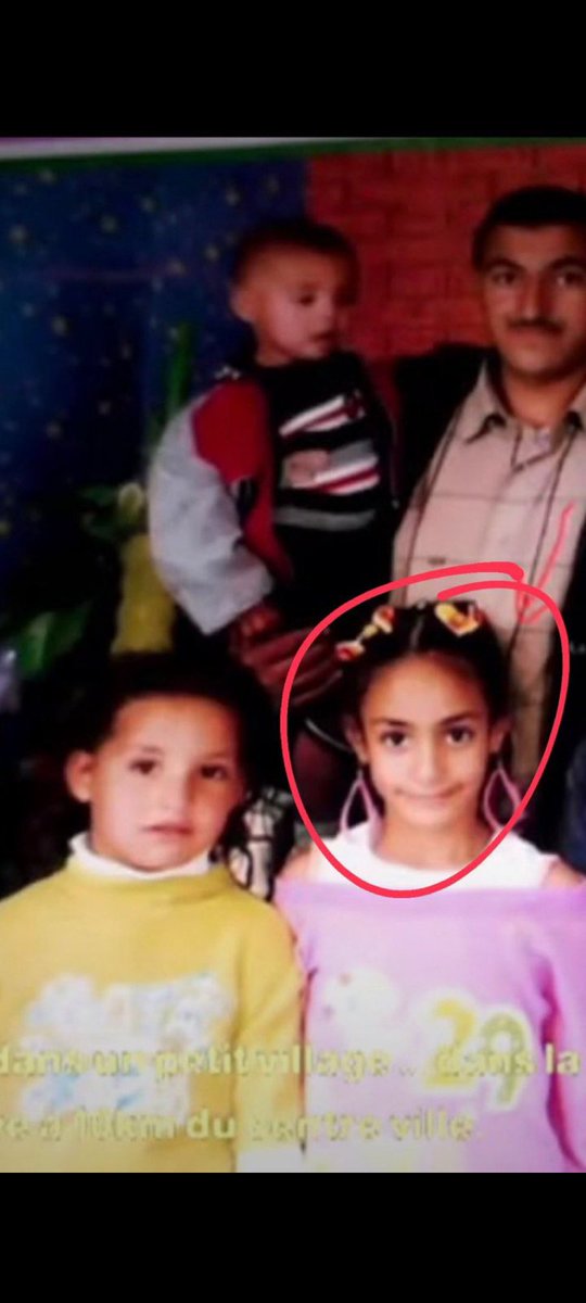 ikram81379's tweet photo. @SFDamnPodcast @Kat_Says_Stuff @iocmedia This is a picture and it is small. Do you look for you? https://t.co/pFjbHp6ZOI