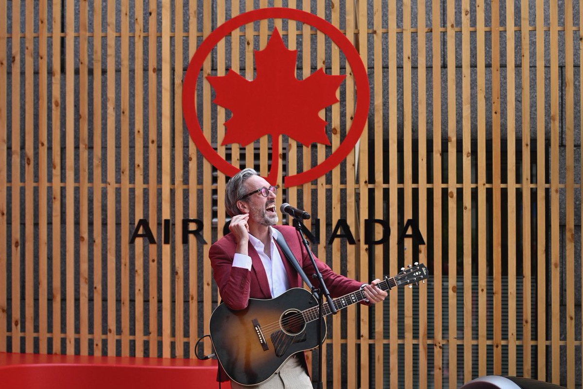 David Myles (@mylesdavid) on Twitter photo Went with the red blazer in the end!! 😎
Thanks everyone for making this trip to Paris so incredibly special. Proud to represent #NewBrunswick and #Canada at Canada’s Olympic House! What a thrill! <a href="/TeamCanada/">Team Canada</a>
📸 <a href="/BernardBrault/">Bernard Brault</a> Went with the red blazer in the end!! 😎
Thanks everyone for making this trip to Paris so incredibly special. Proud to represent #NewBrunswick and #Canada at Canada’s Olympic House! What a thrill! <a href="/TeamCanada/">Team Canada</a>
📸 <a href="/BernardBrault/">Bernard Brault</a>