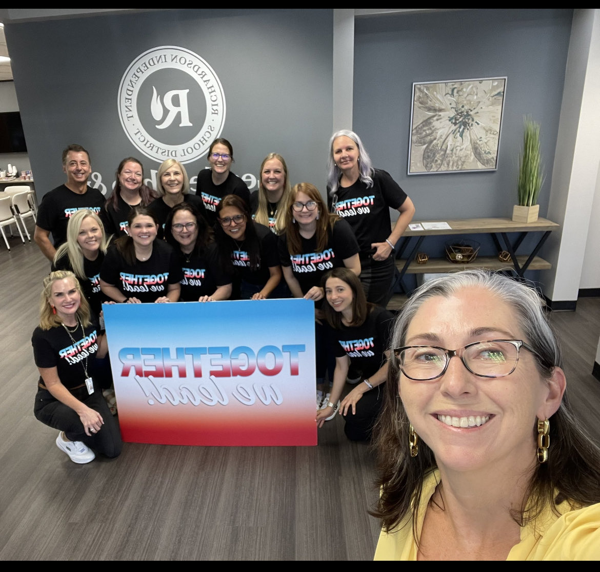 Laurel Dickson tweet media