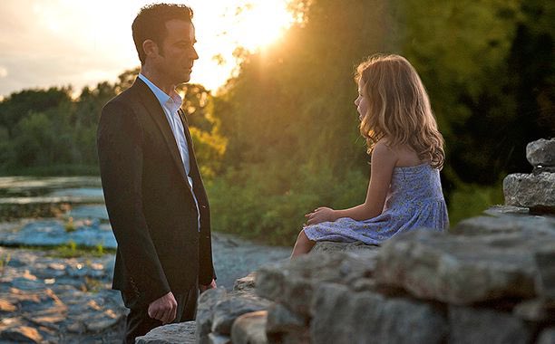 jowrotethis's tweet image. It is somehow my job to talk to someone I love talking to (@RobMahoney) about a perfect piece of art: THE LEFTOVERS S2E8 “INTERNATIONAL ASSASSIN” 

spotify.link/T1acIBkEILb