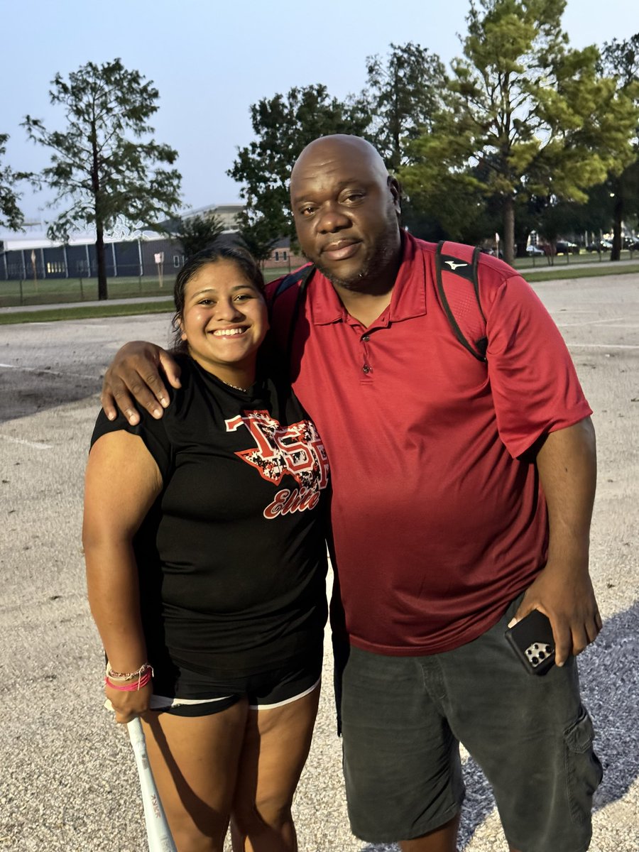 Gaby_C32's tweet photo. Thank y’all for everything y’all have done for me. Thank you for believing in me. To Family!!! https://t.co/PD2taeys2F