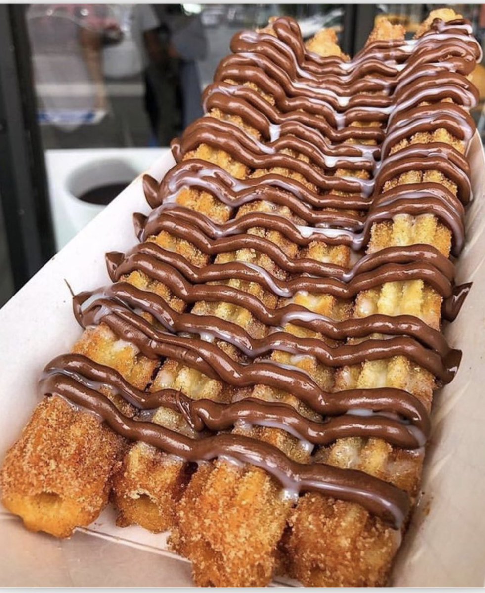 FoodPleaser's tweet photo. Churros https://t.co/DjkTJ9YMe9