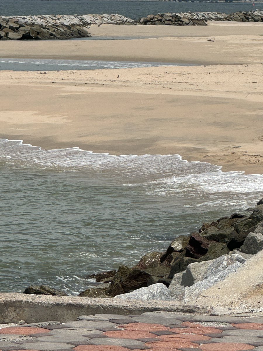 ไปทะเลเป็นแฟนกันหน่อย :– )