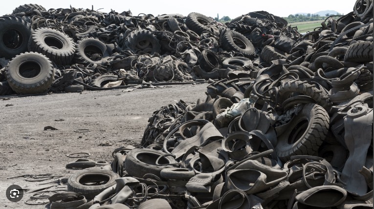 DigantahF's tweet photo. Tyre Pollution: Tyre wear releases microplastics and toxins. In the US alone, tyres shed 200,000 tons of particles annually, outpacing tailpipe emissions! UK startup The Tyre Collective is tackling this with a device that captures 60% of tire dust.

#SaveThePlanet #EcoFriendly https://t.co/uhTTIZ4tAI