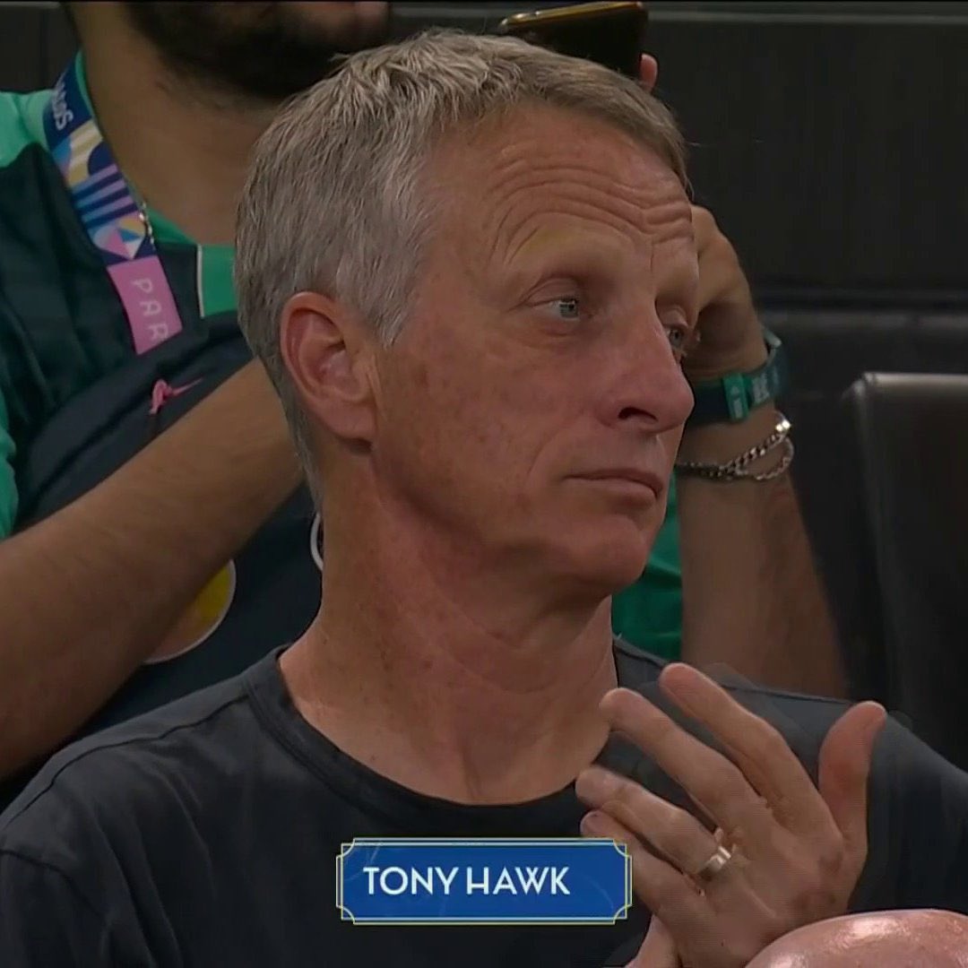 lindsey marie tweet media