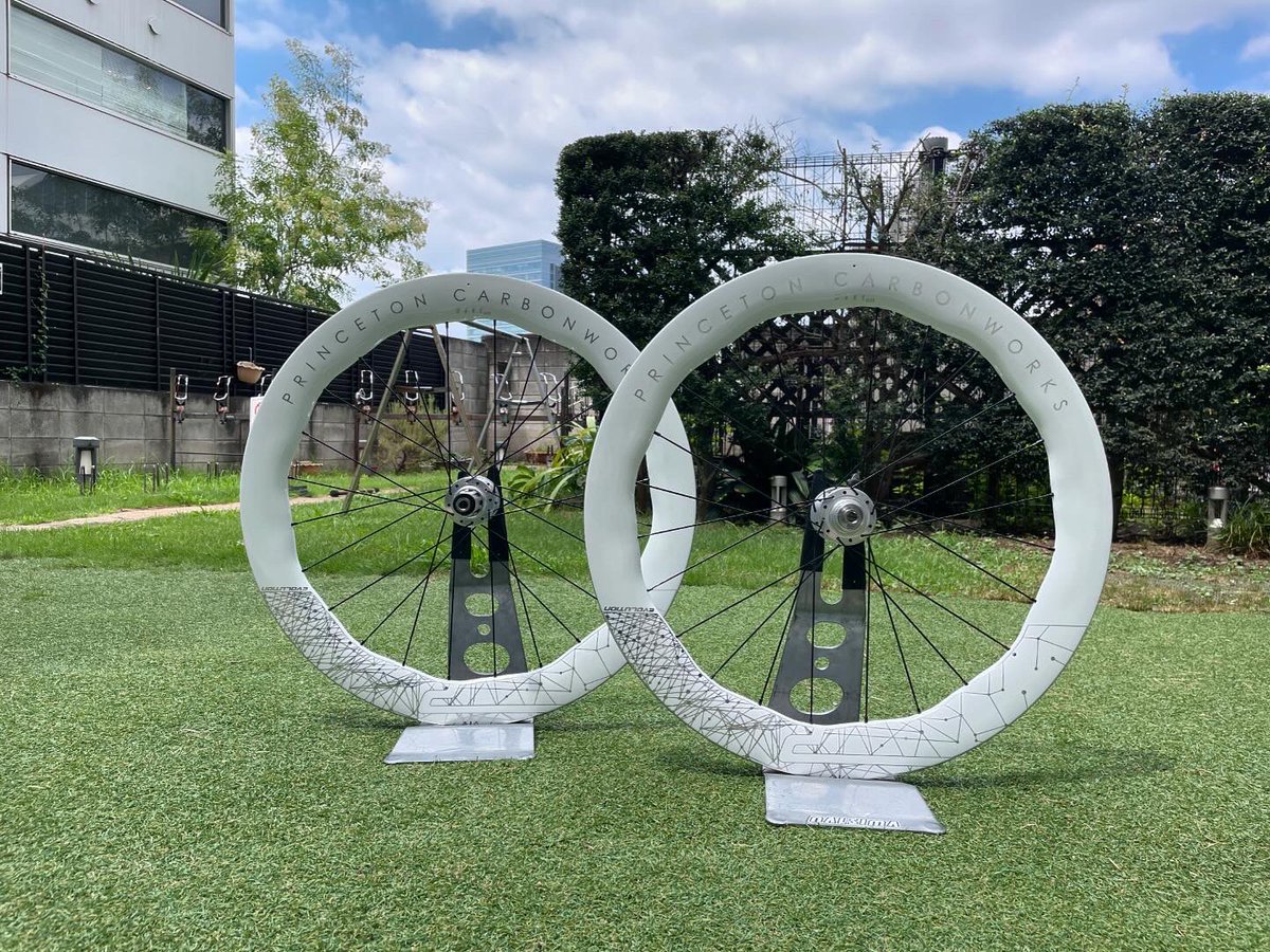 ウェルカム繁夫 white-image_7fbe3c1b-86f0-4b72