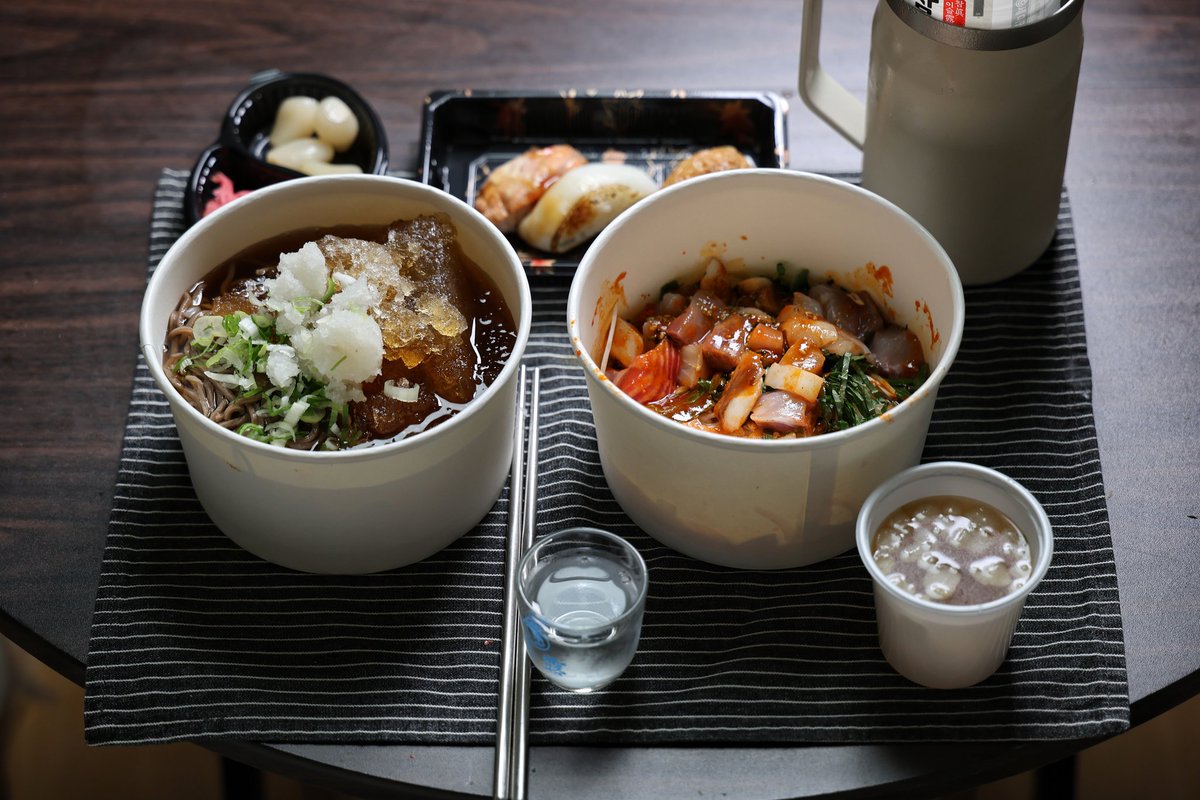 냉모밀과 회무침