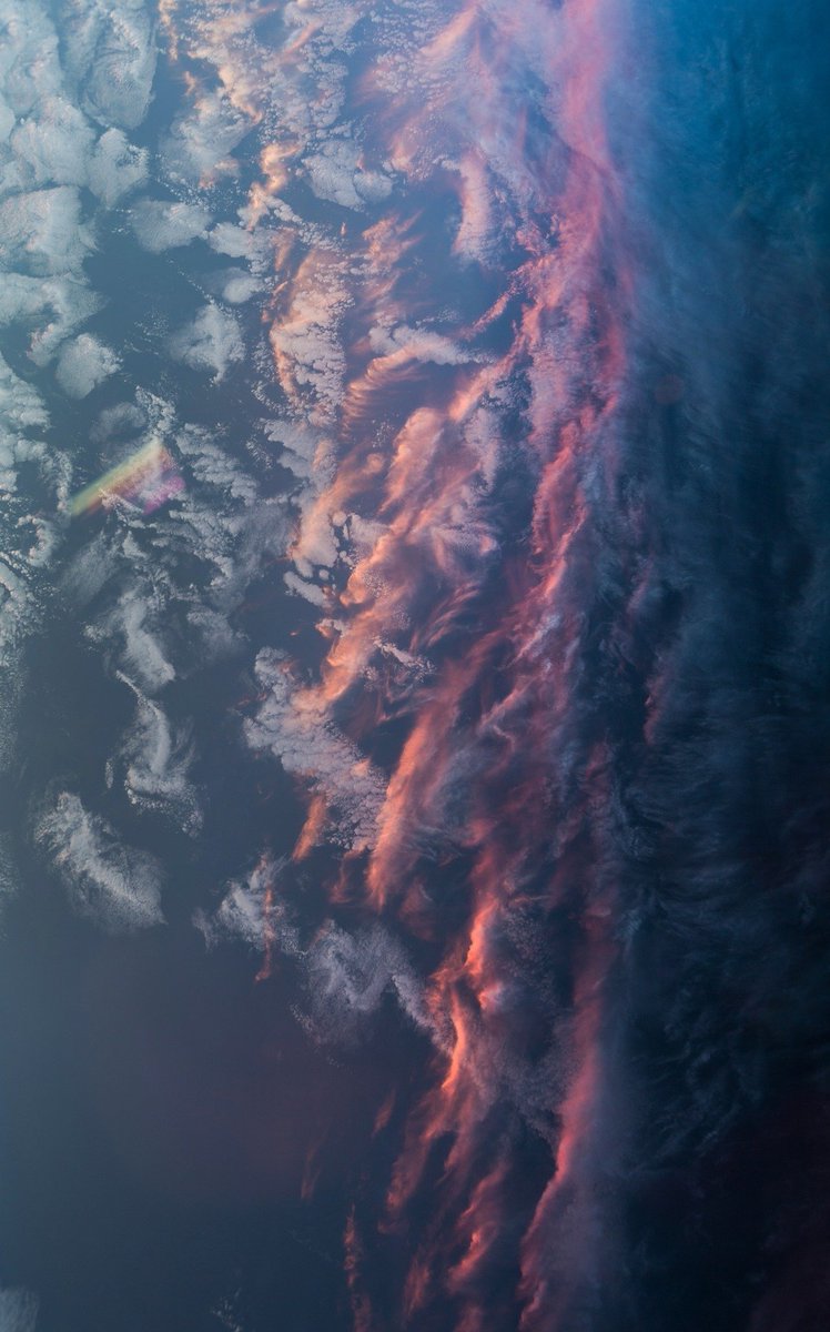 MAstronomers's tweet image. The line between Day and Night as seen from Space.