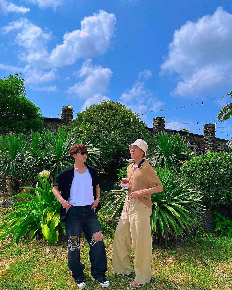 lovechankkura's tweet photo. seungkwan ig update with dino two years ago today.... https://t.co/cWYahSQB0d