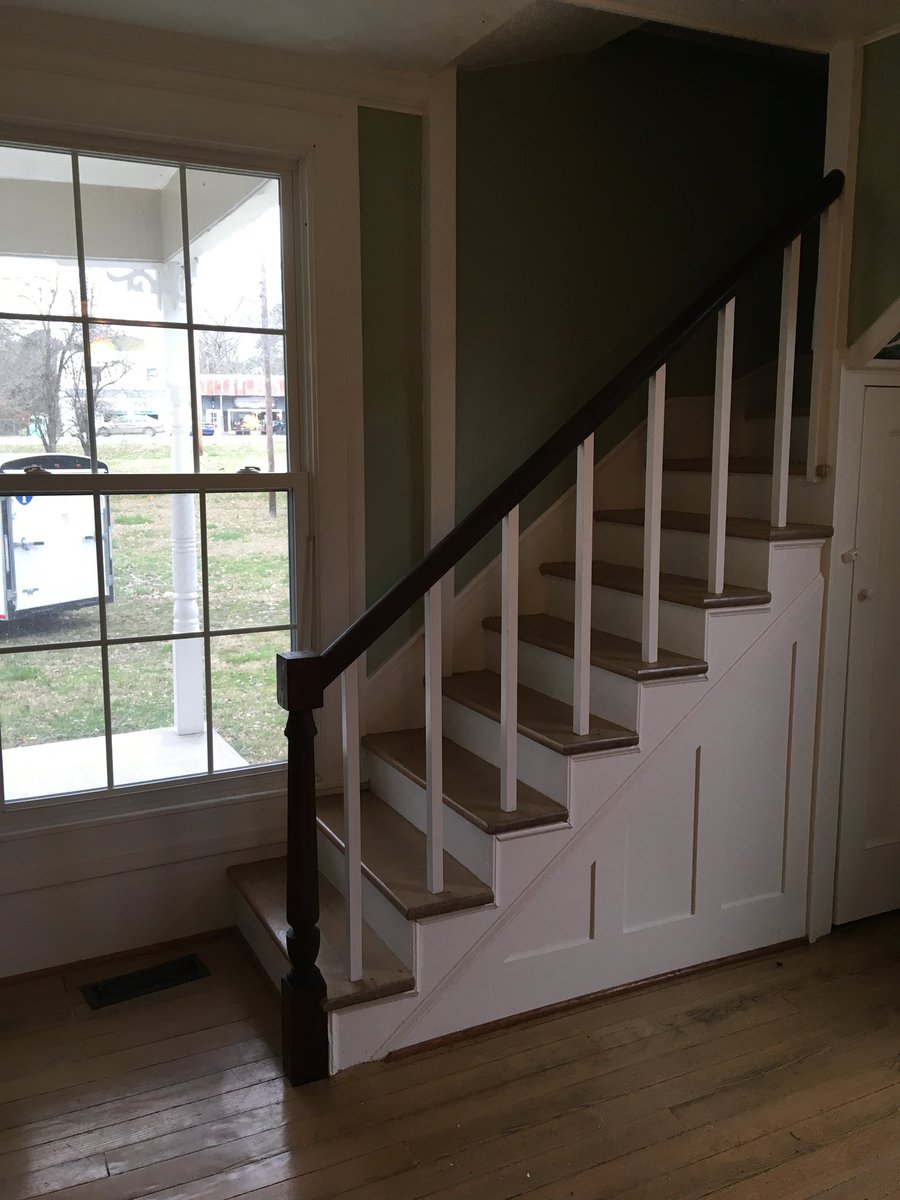 RossDaigle's tweet image. I once worked on stairs that had no #handrails.

For real. Or is it…fr?

Anyway, I made handrails out of whatever #wood was laying around their property. This was the final #result.

#makeithappen