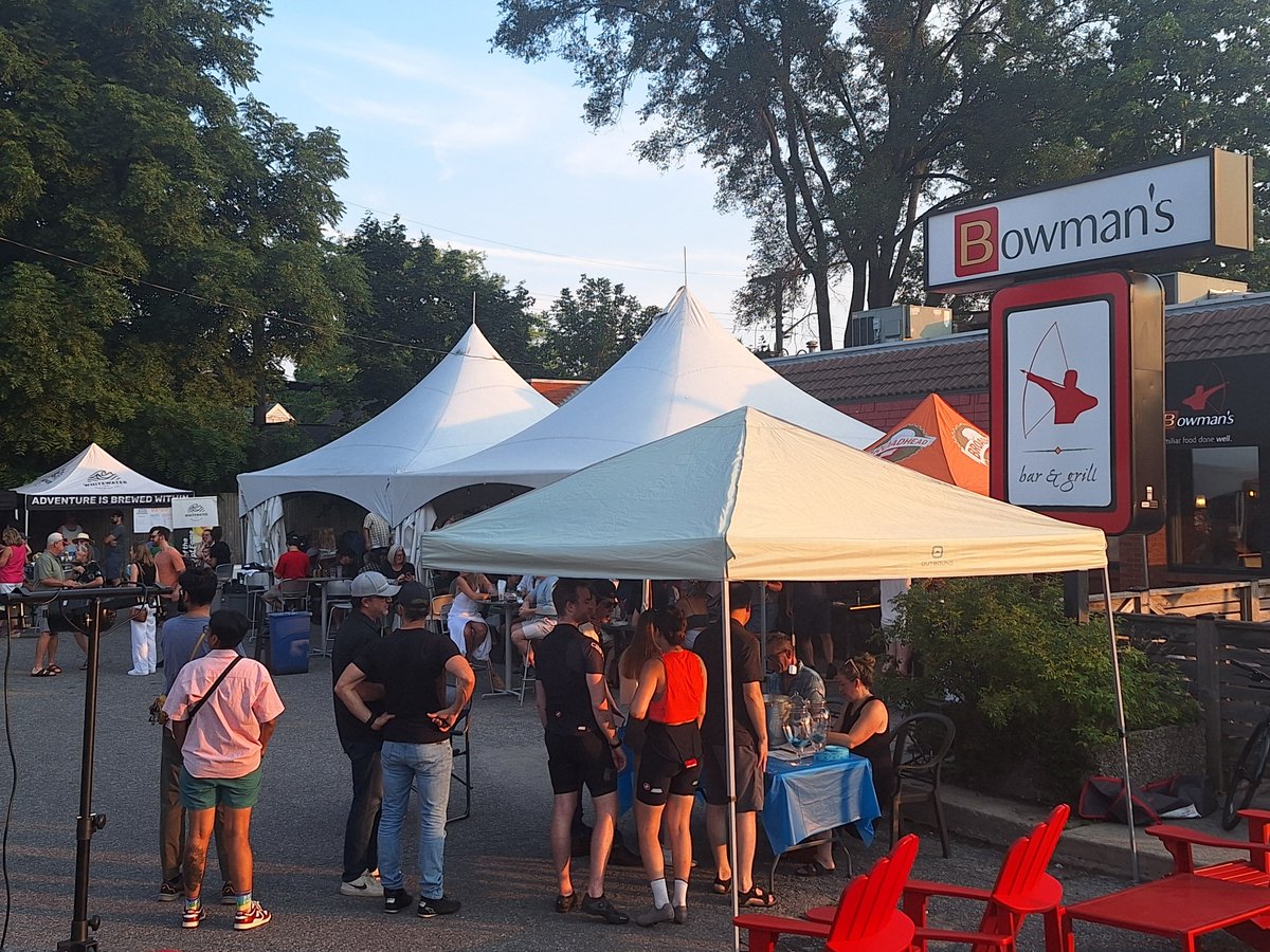 Thx Peter West, owner of Bowman's Bar and Grill on Carling for hosting tonight's amazing 7th annual IPA Day.
This was a fundraiser for the WE Gowling PS playground renewal.

<a href="/BowmansBarGrill/">Bowman's Bar & Grill</a> 
@WEGowling