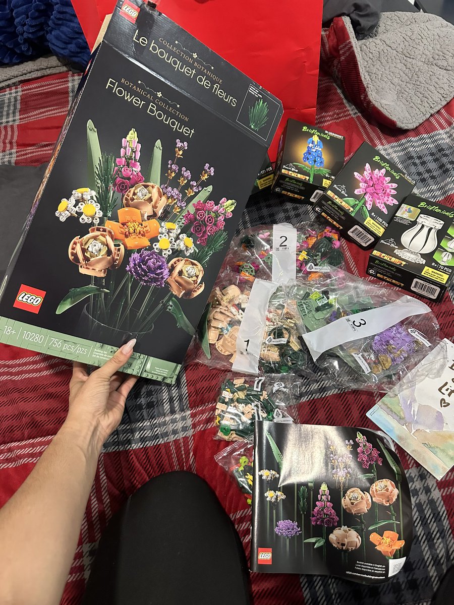 seatyourself_'s tweet photo. AHHHH🥹😍 https://t.co/PcbxAiIeJQ