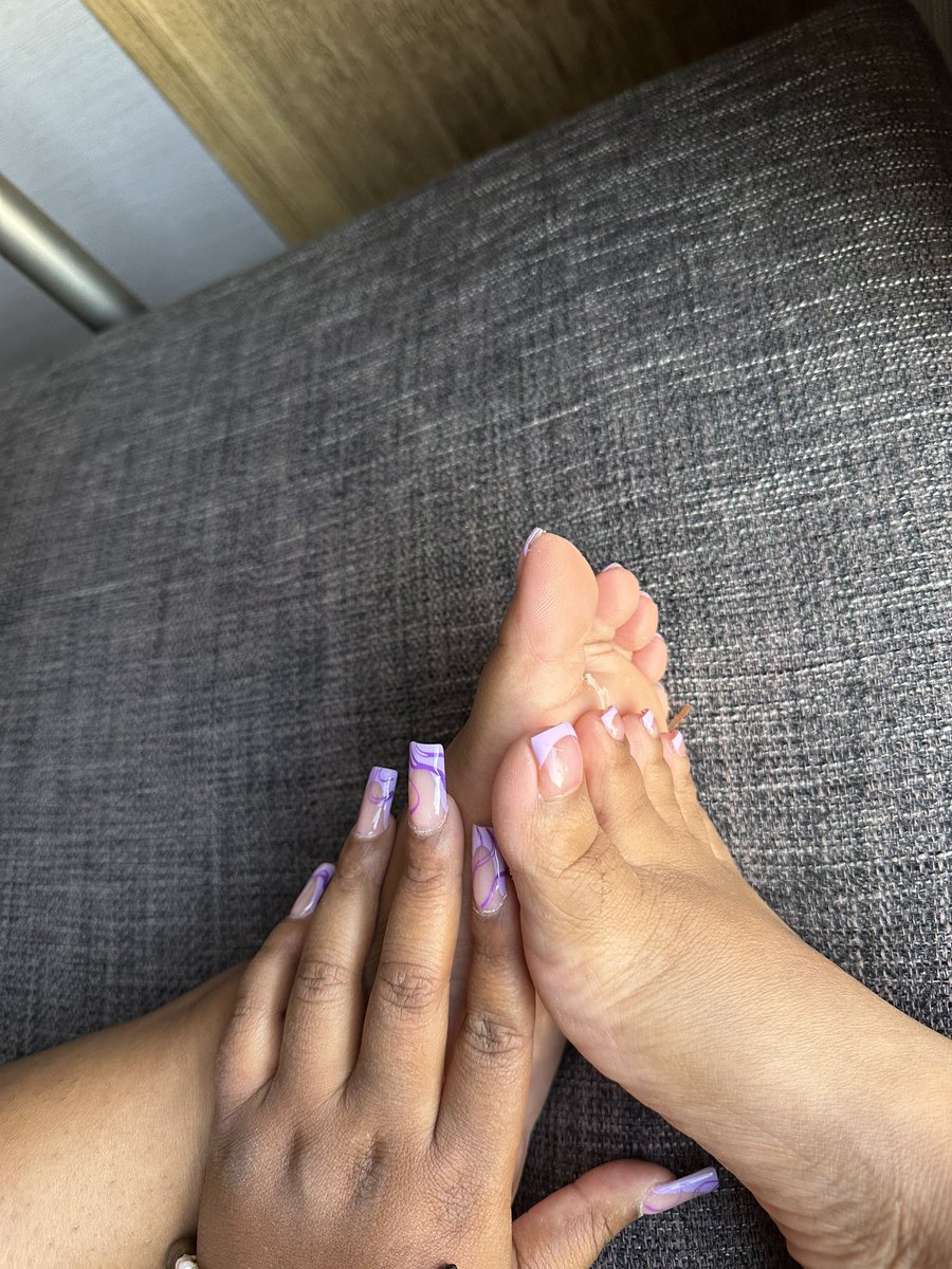 Daniboobeear's tweet photo. new settttt 💜🍇💟 https://t.co/gFBMDoW4jG