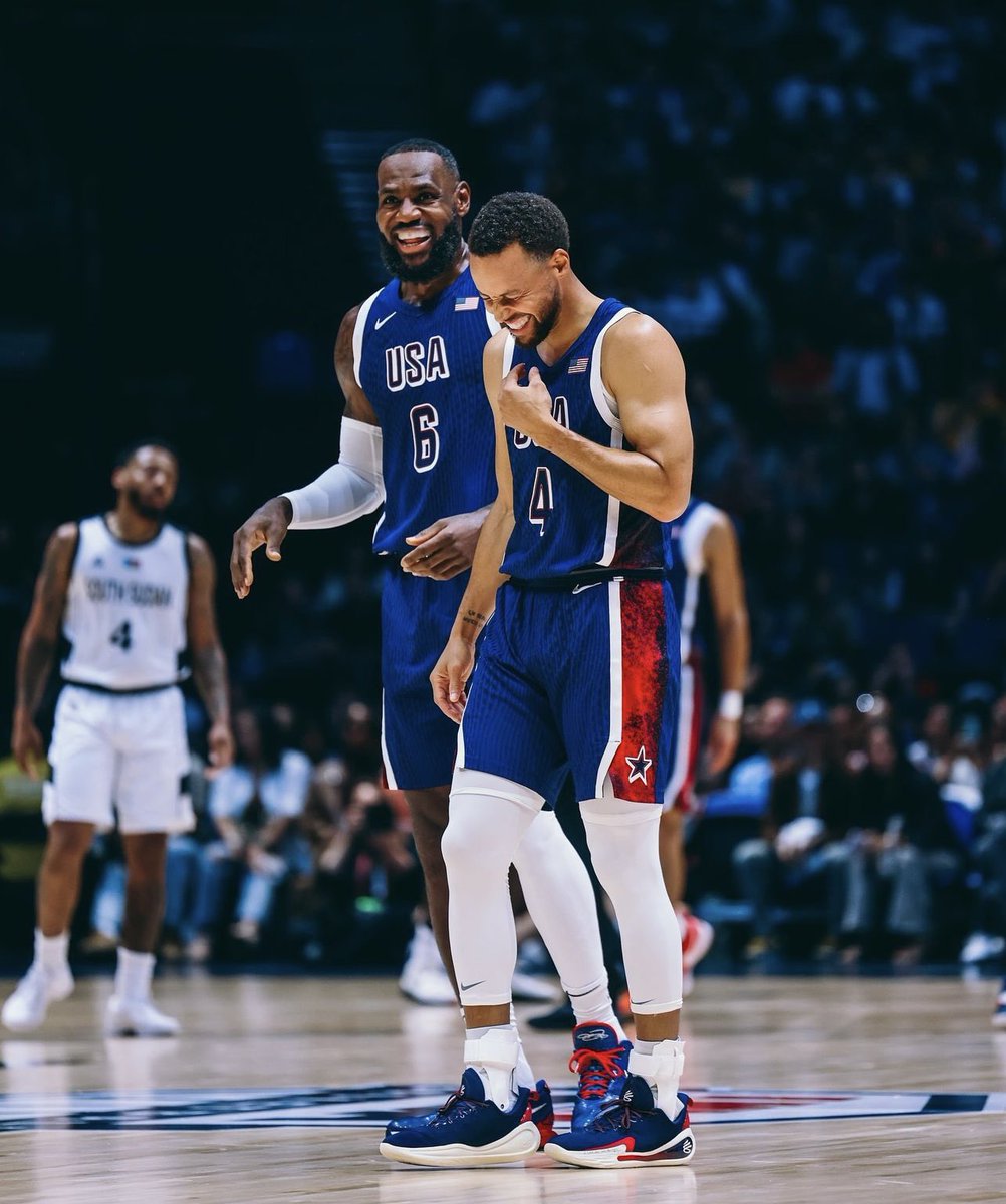 BronMuse tweet media