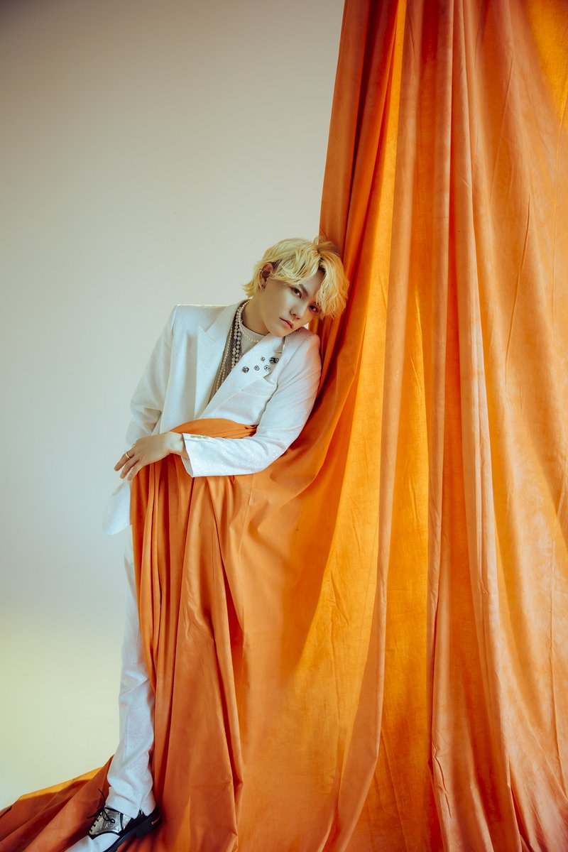 今井文也写真集 #セブンネット限定 直筆サイン本 予約開始