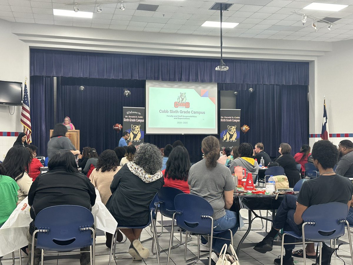 JennGRoach's tweet photo. It was a GREAT day sharing @lead4ward engagement strategies with the Cobb Cougars! #GPISDLearns https://t.co/g0dHwcjFhI