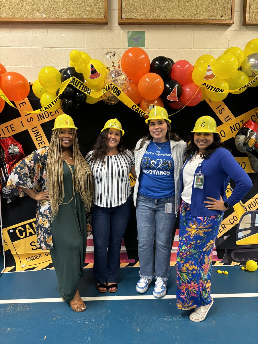 Martin’s year 6 squad celebrating the first day of the 2024-2025 school year! We are so excited to begin construction on a successful school year.🚜🚧👷‍♀️
<a href="/Martin_Mustangs/">Martin Elementary</a> <a href="/heatherturner70/">Heather Turner</a> 
#ConstructingSuccessatMES
