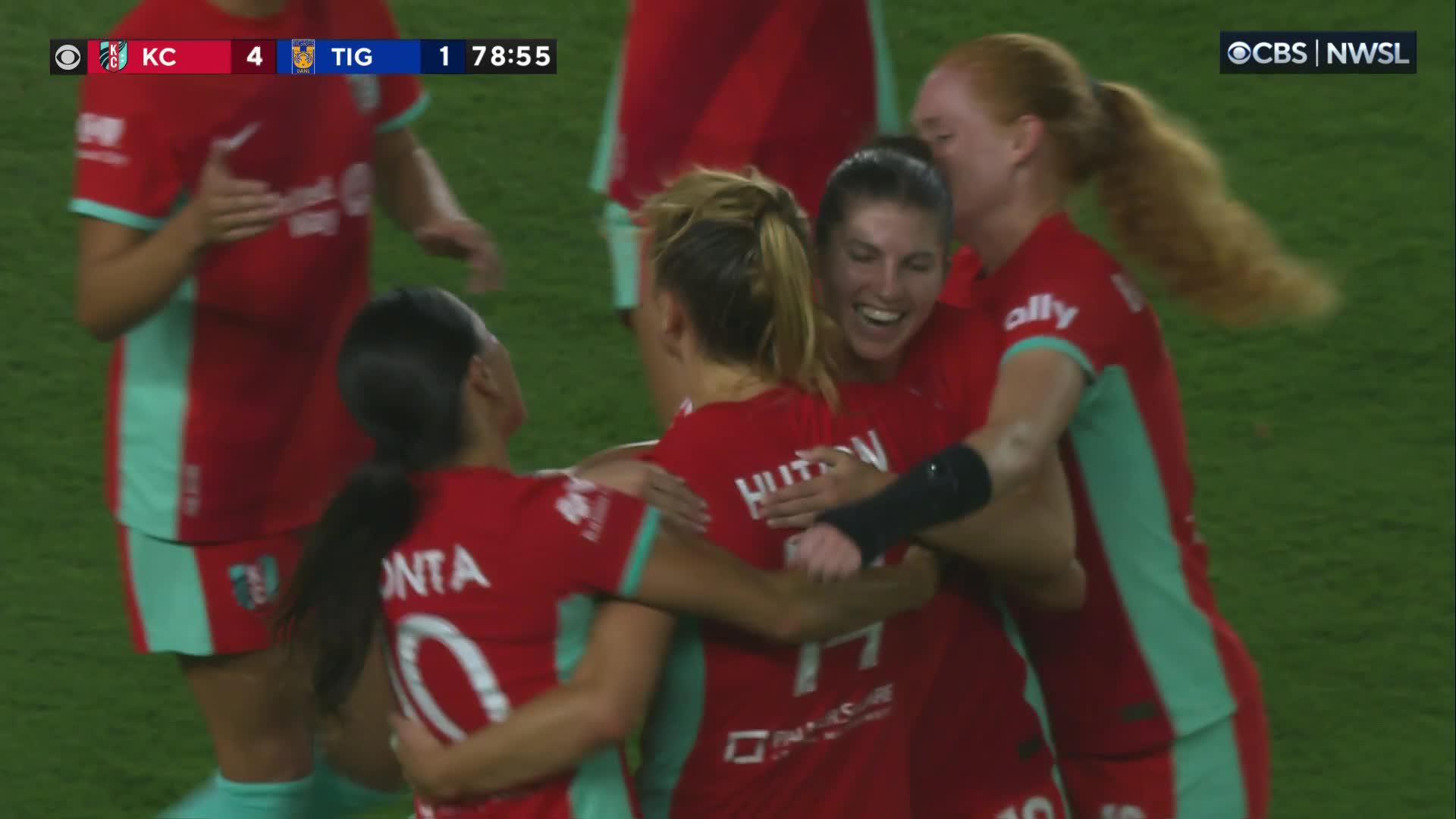 First professional goal for Claire Hutton! ✅