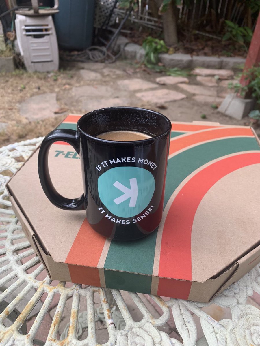 _FinanceFreeman's tweet image. Brian loves his Kaspa coffee cup! $KAS

Get yours here: 

…inance-and-crypto-shop.fourthwall.com