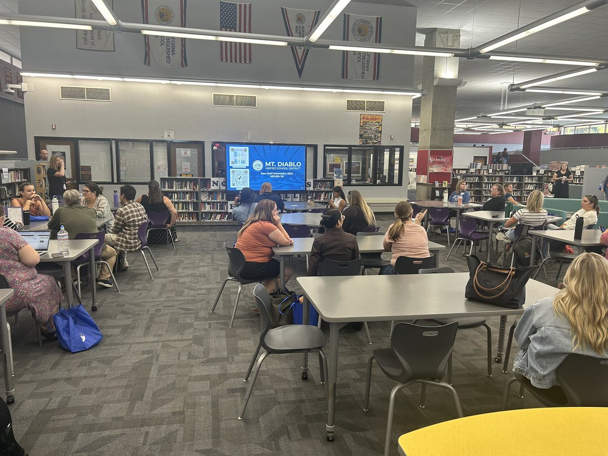 Welcoming the new staff to <a href="/MtDiabloUSD/">MDUSD</a> and sharing resources! #edtech #nso <a href="/NorthgateHS/">Northgate High</a> #firstdayready