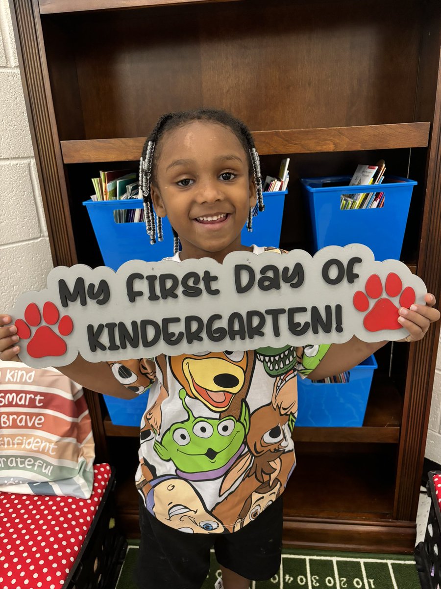 We had the BEST first day of Kindergarten, today! 🐾