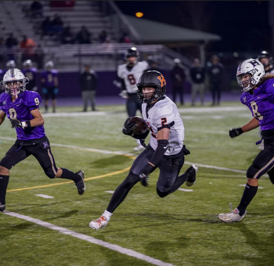NickFarman55's tweet image. #15 Overall Most Under Recruited Player in the Northwest:

Alex Roberts
WR / DB
6’0 187
Kennewick High School, Washington

@AReeseRoberts 

Scholarship Offers: 2

Highlights: hudl.com/v/2MMdDL