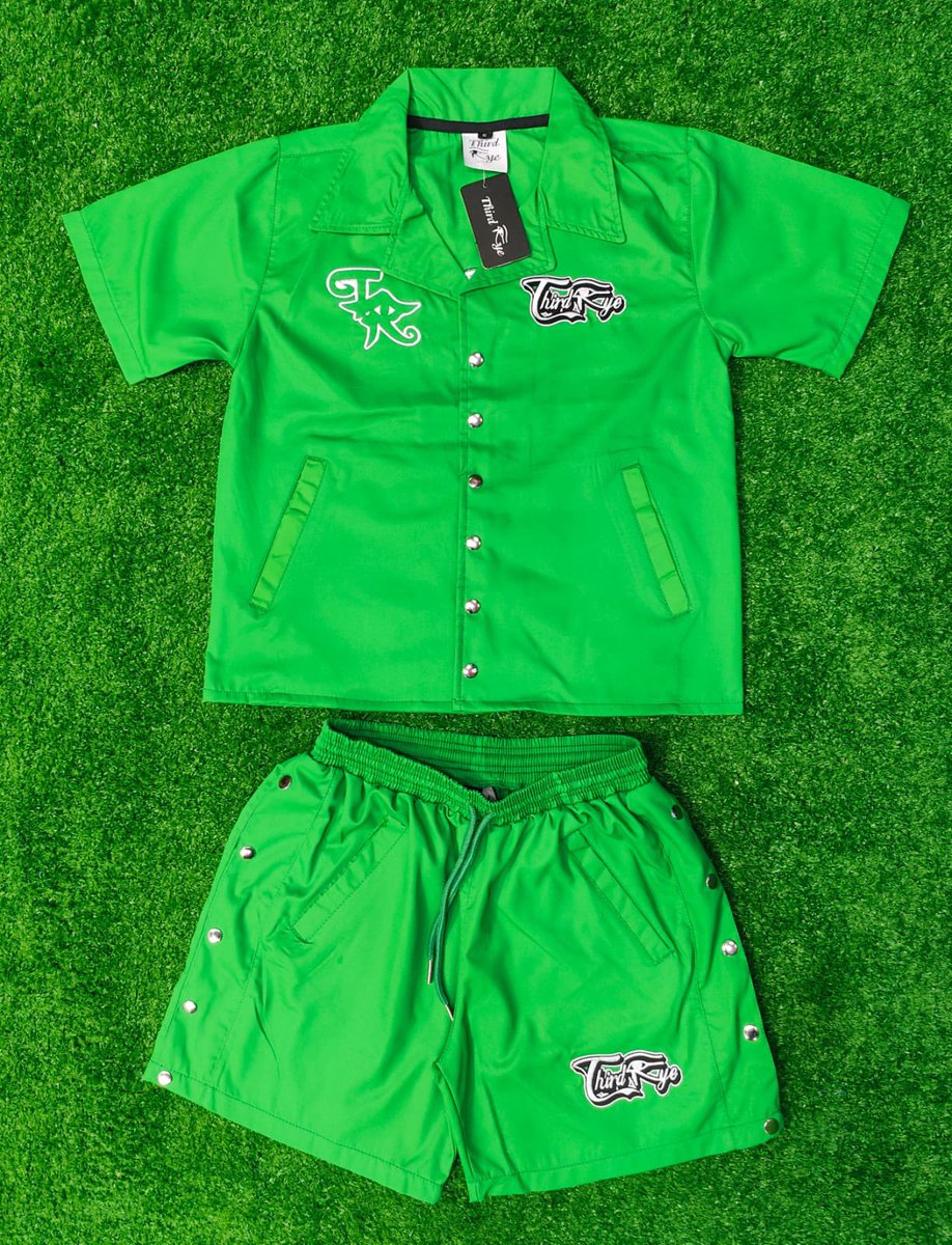 Big_Trappp's tweet photo. All I see is Green and Blues 💚💙💰
8/?/24  what day yall think 🥶 ? #clothingbrand https://t.co/B9d6jgiHUK