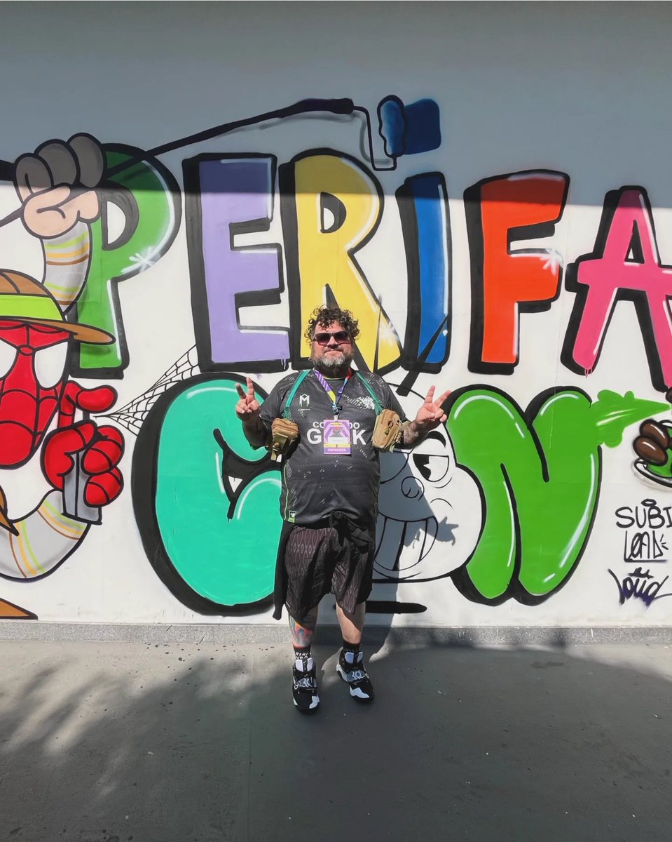 tiagogonzaga's tweet photo. @PerifaCon #perifacon #professornerd #foiperfeito https://t.co/SwVt8x9kwo