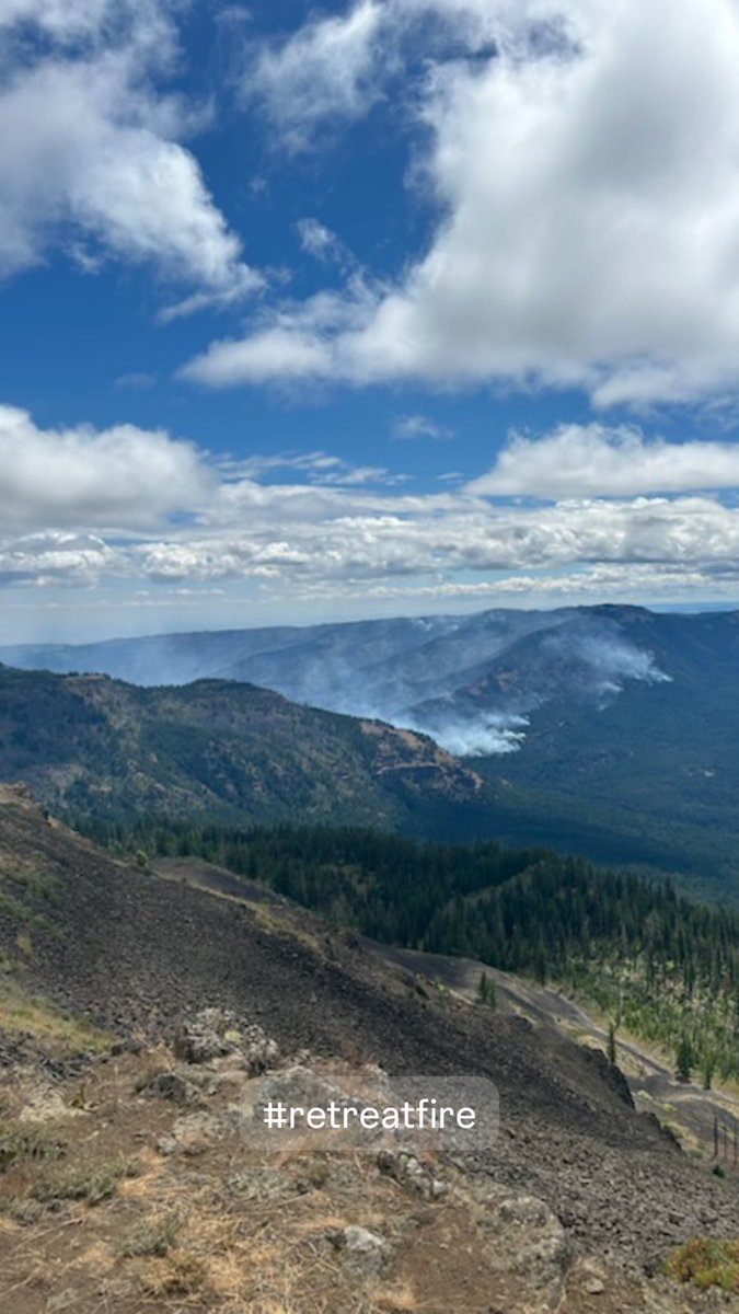 YakimaSheriff's tweet photo. #RetreatFire #wawx #wawildfire https://t.co/OEvnQjviQa