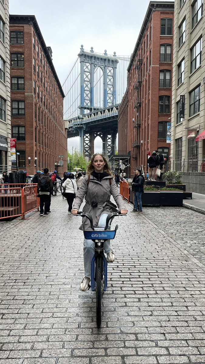 Erin Riediger tweet media