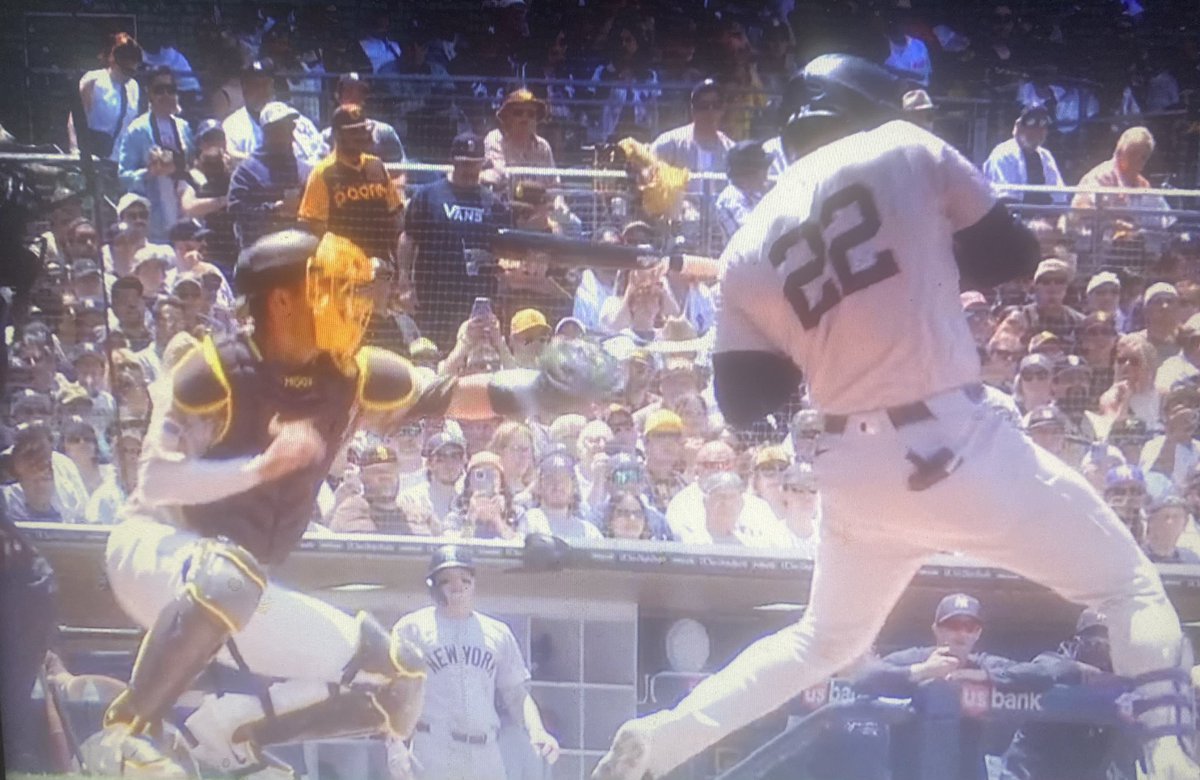 JWonCATCHING's tweet photo. 4 OF THE TOP 5 FASTEST AVERAGE EXCHANGES FROM 
BB SAVANT
(Vasquez Bailey Higashioka Moreno) These are all on SB attempts of 2B. Each one extends to catch the ball verses letting it travel &amp; catching it deep. In most cases this is not what is being taught or drilled, but it IS how https://t.co/SJf23jkthB
