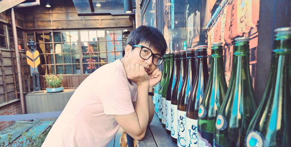 TiewLikeSara's tweet photo. ในช่วงชีวิตที่สั้นไม่ถึงร้อยปี 
ดังนั้น

"อย่าไปเปลี่ยนใจใคร ให้แก้ไขใจตัวเอง"

จิตใจของคนอื่นไม่สำคัญเท่ากับจิตใจของเรา

ใครจะเป็นอย่างไรก็เป็นเรื่องของเขา  บางเรื่องแก้ไขไม่ได้ก็ต้องปล่อยวาง https://t.co/HmCm7Zjlj6
