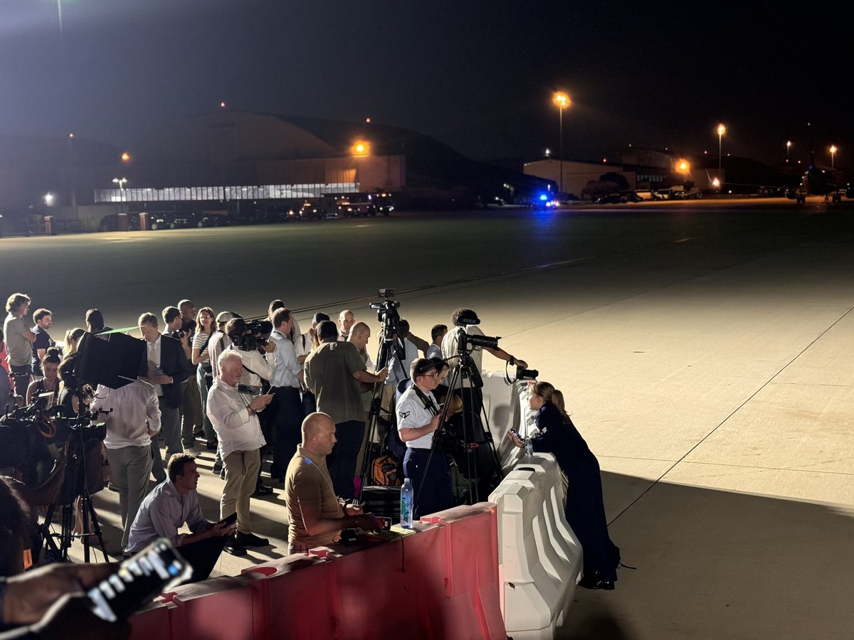 About a dozen Wall Street Journal employees are on the tarmac at JBA — some are working to cover this story tonight; all are here to greet Evan Gershkovich after he lands on US soil