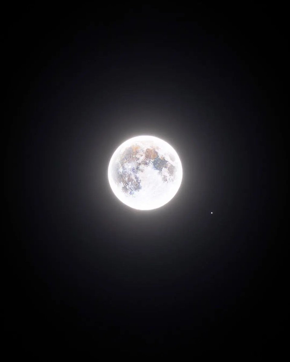 MOON (@moon4pics) on Twitter photo 