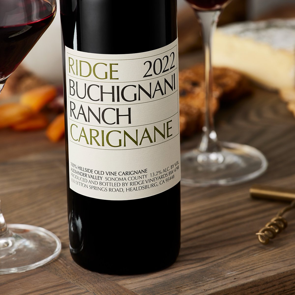 RidgeVineyards's tweet photo. Keep Calm and Carignane 🍇 

#Carignane is a unique grape that is characterized in wine by its bold flavors and full-bodied nature. It's frequently found in field-blended California vineyards.

Shop wines featuring carignane: https://t.co/YrhkLNHy0h https://t.co/nSnC0xPsKw