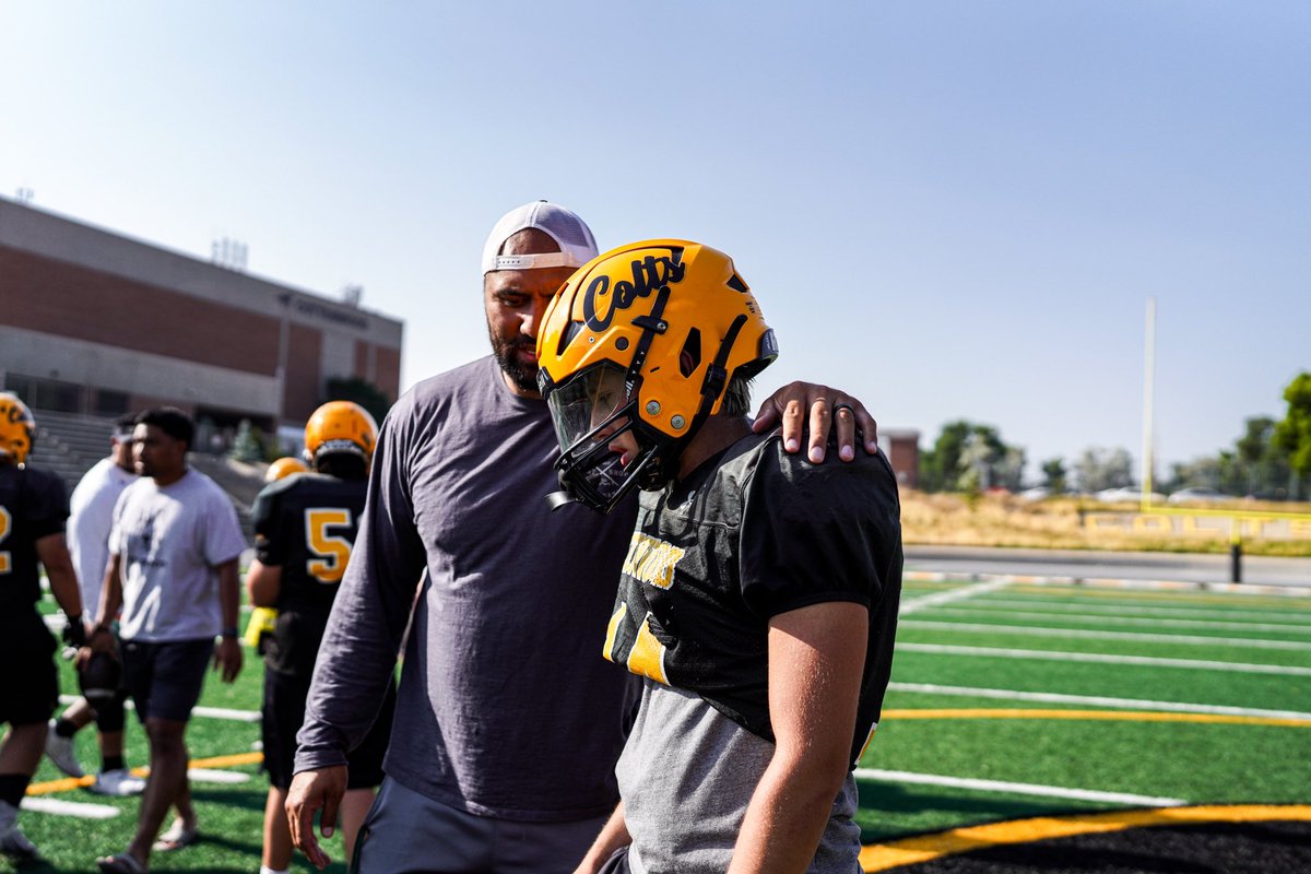 CottonwoodFB's tweet photo. Traditions are the results of your habits 
#CwoodFB #4theTribe #NTL https://t.co/JmZzPUDRQI