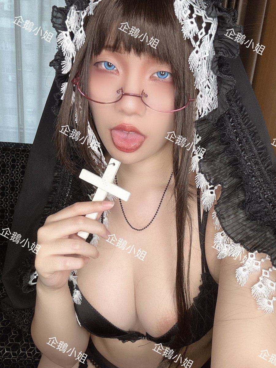 你們喜歡戴眼鏡還是不戴眼鏡❤️ https://t.co/I6lCiMia18
