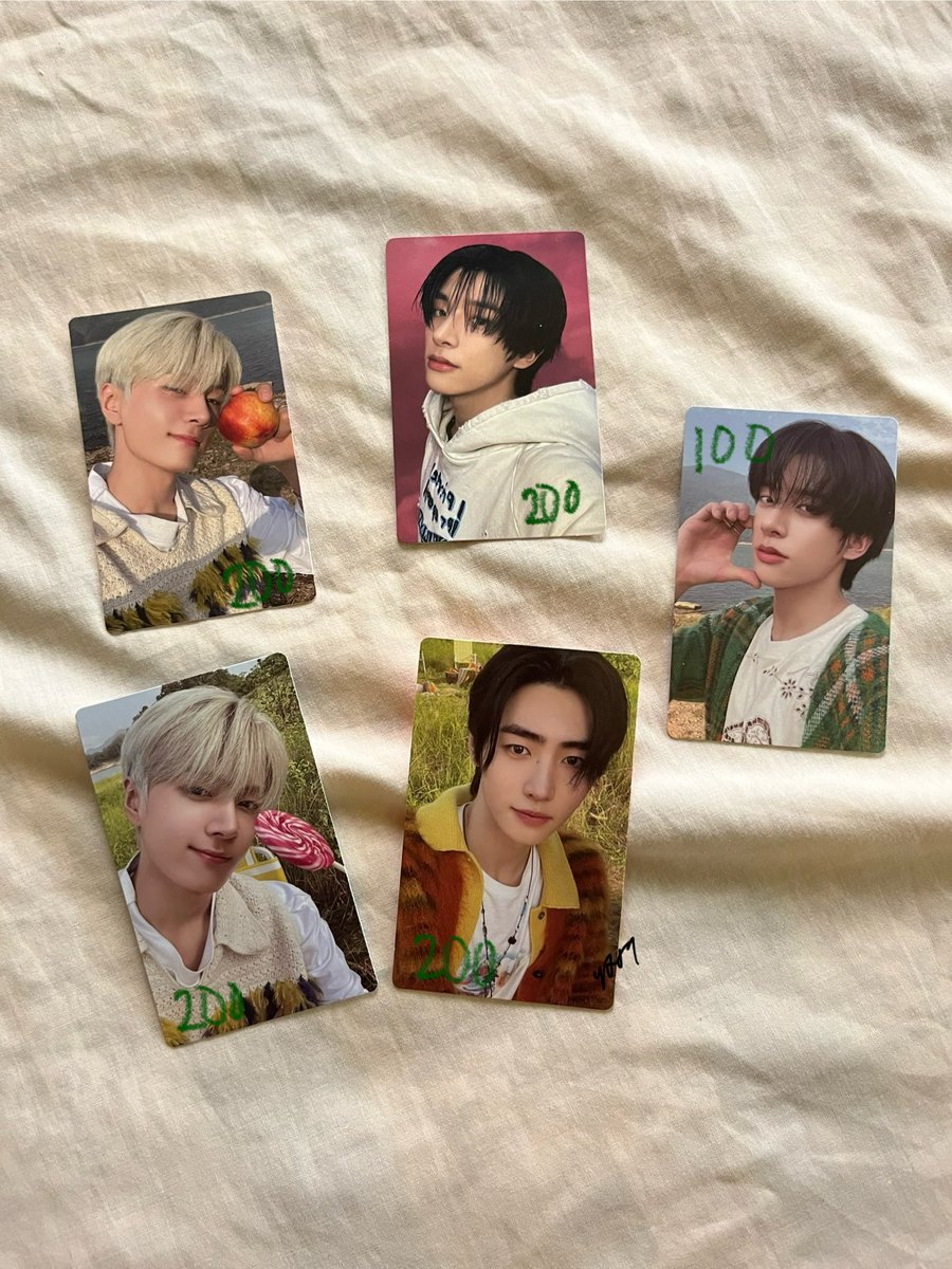 love98z's tweet photo. 𓂋 % wts lfb enhypen ph.

    jake sunghoon jay orange blood pc. 🧾
    . price + pf + lsf
    . onhand, mint condi 
    
    mop. gcash, maya, cod, bdo
    mod. ggx, j&amp;t, sdd ( cavite )

read carrd, https://t.co/0xTUjmDLps, before transacting ☻ reply or dm to claim ! https://t.co/gZWUZymR3s