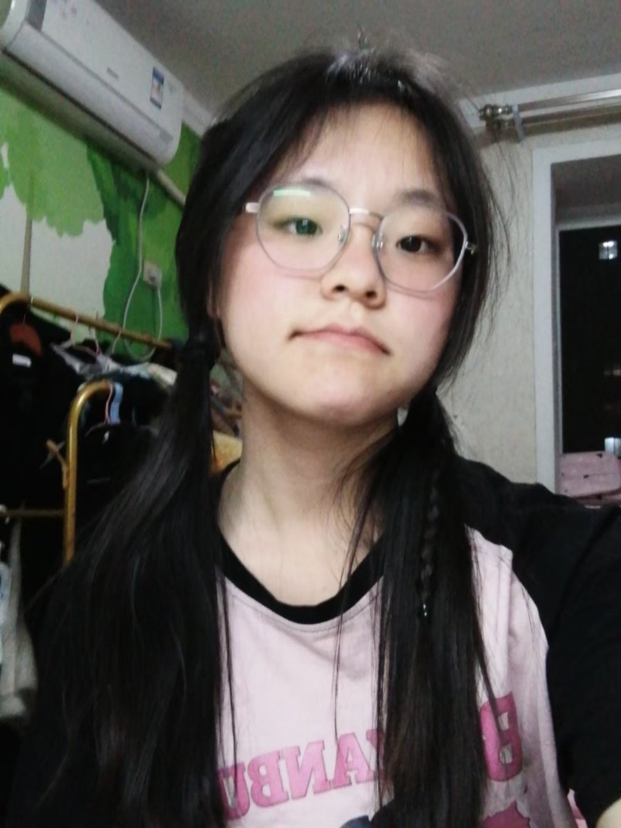 【网友投稿 No.930】眼镜女同学 #眼镜娘 #眼镜妹 #投稿 #反差 #投稿曝光 #女友 #女友分享 #女友系列 #女同学 #女同事 https://t.co/UZB7nXKQTU