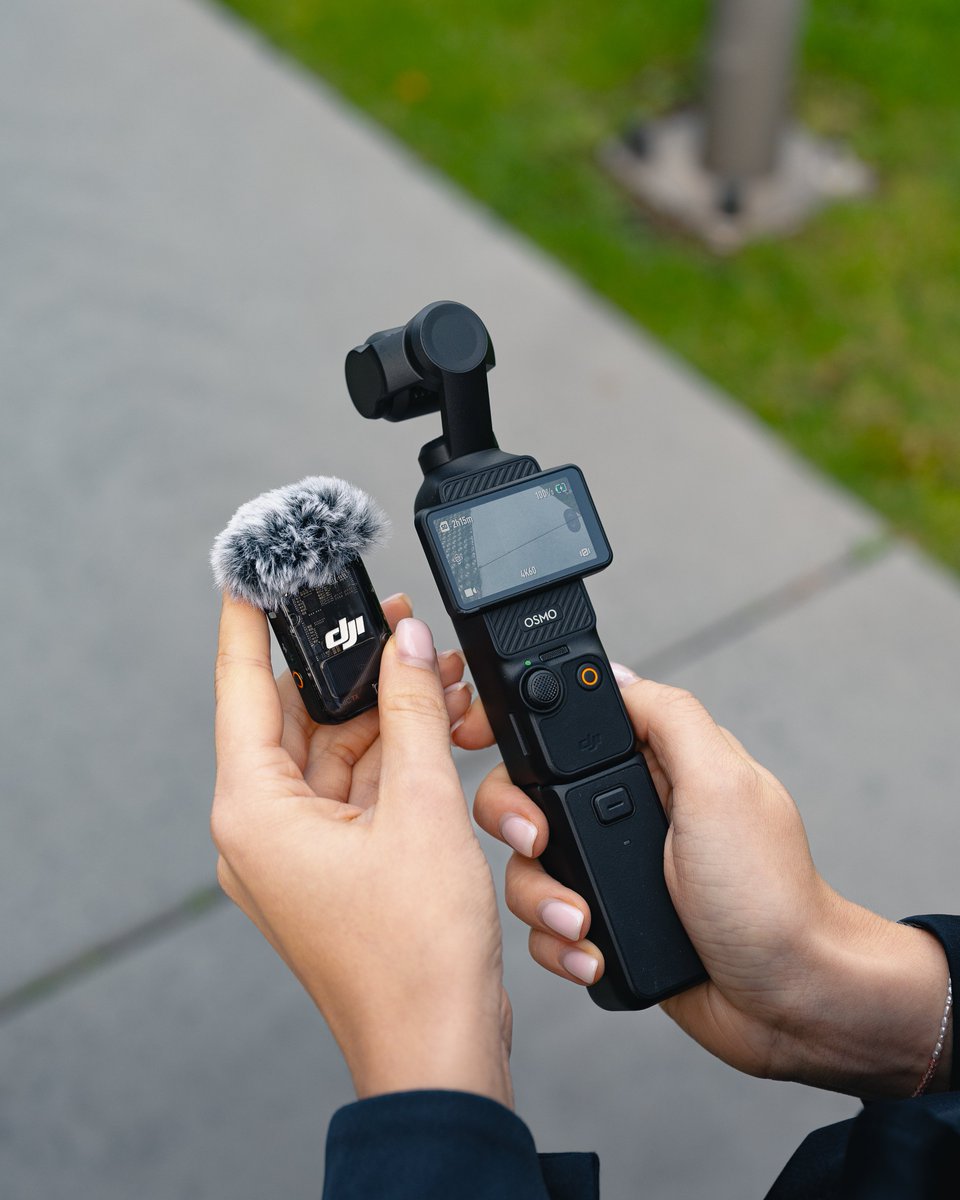 DJIJAPAN's tweet image. DJI #OsmoPocket3 クリエイターコンボでコンテンツ制作を次のレベルへ 

DJI Mic 2トランスミッターとミニ三脚が付属するので、創造性が高まります。コンパクトなデザインに搭載された高度な映像ブレ補正機能で驚きの4K HDR動画を撮影。

📷 @DylanCalluy