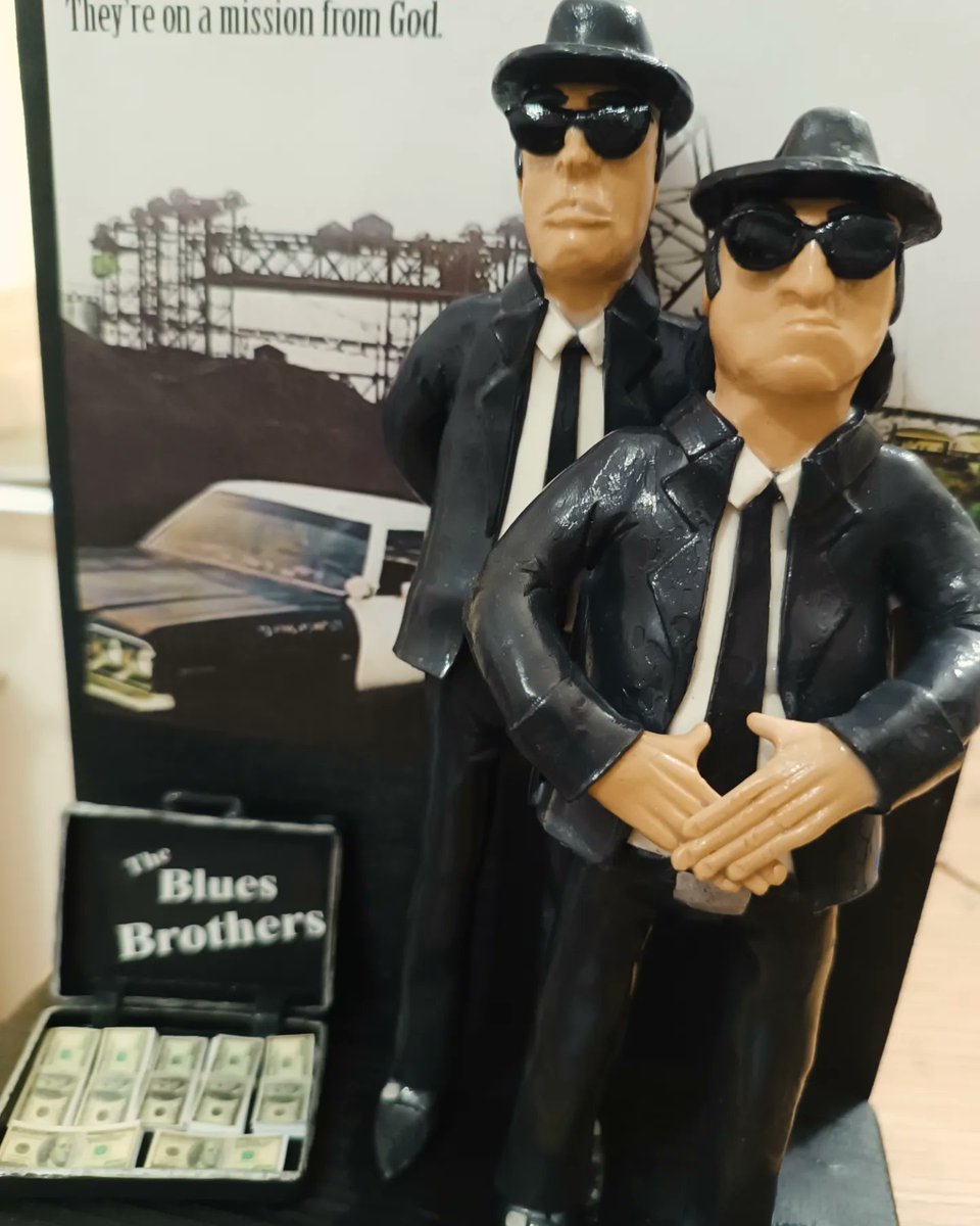sfiammati's tweet photo. My #bluesbrothers https://t.co/RBThqDkGEv