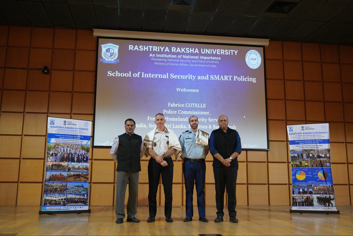 SISSP_RRU's tweet photo. We had the #honor of hosting Police Commissioner Fabrice Cotelle from the French Homeland Security Service at @SISSP_RRU, @RakshaUni.
His enlightening lecture on France's Homeland Security Service was #invaluable!
#HomelandSecurity #France #SISSP #RRU #GlobalSecurity https://t.co/qf2bF0rlmC