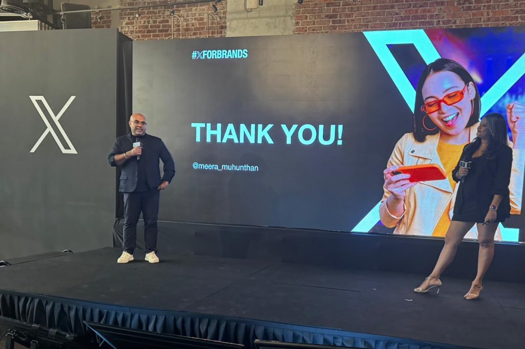 tranghoang's tweet photo. 🇲🇾 Wrapped up the last stop of #XforBrands Summit series in Malaysia yesterday with a great sense of pride and gratitude.

Thankful for our  clients and partners who showed up and especially those who had to stand up for 3 hours 🙏🙏🙏. We’ll get a bigger place next time! https://t.co/Jaq8uJp3jP