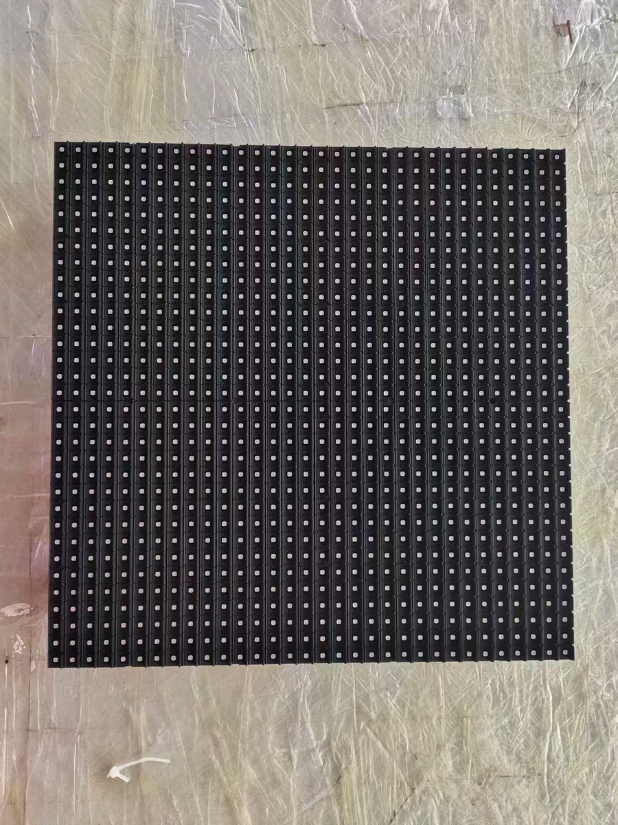 TracyHu16's tweet image. P10 outdoor front service led module, 320*320mm, 118pcs aging testing.
Send out this afternoon.
#Frontservice #outdoorledmodule #ledpanel #leddisplayscreen #ledvideowall
#P2.9, P3.9 #P4.8 #P4 #P5 #P6 #8 #10