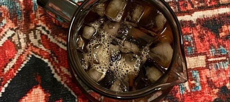 اقرأ كهفُك ، صلِّ على نبيُك ، أستغفِر كثيرًا .