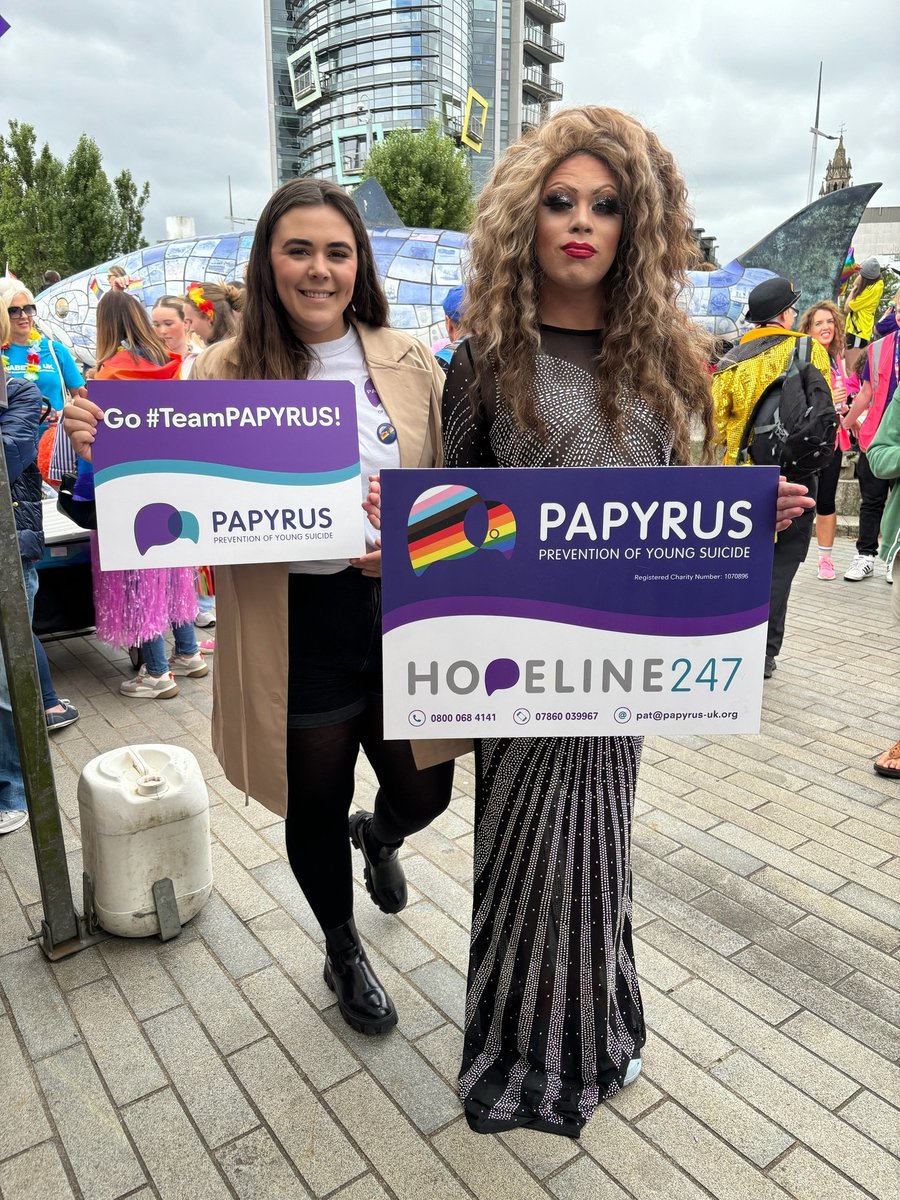 📣  PAPYRUS WEEKLY ROUNDUP 📣

What a hot and busy week it has been for PAPYRUS staff and volunteers across the country! Here's what they have been up to...

We delivered ASIST training at <a href="/RoyalHolloway/">Royal Holloway</a> ! It was a lovely, yet emotional experience and it was also CDO Nicola’s