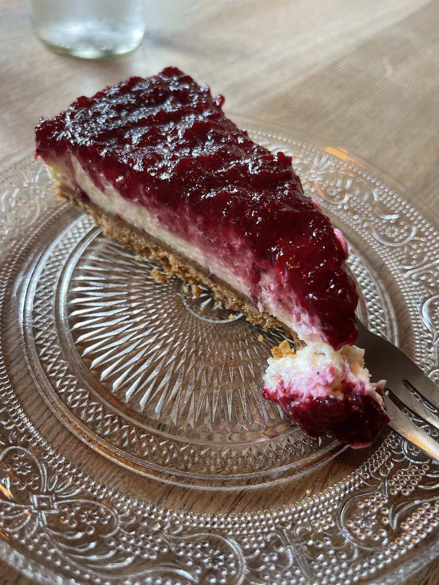 Karen de Loos tweet media