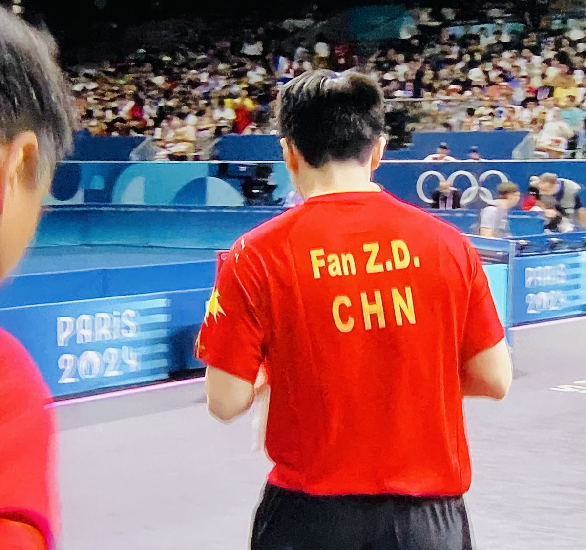 🎶 Si j’existe, j’existe, c’est d’être :
#Paris2024 #TableTennis